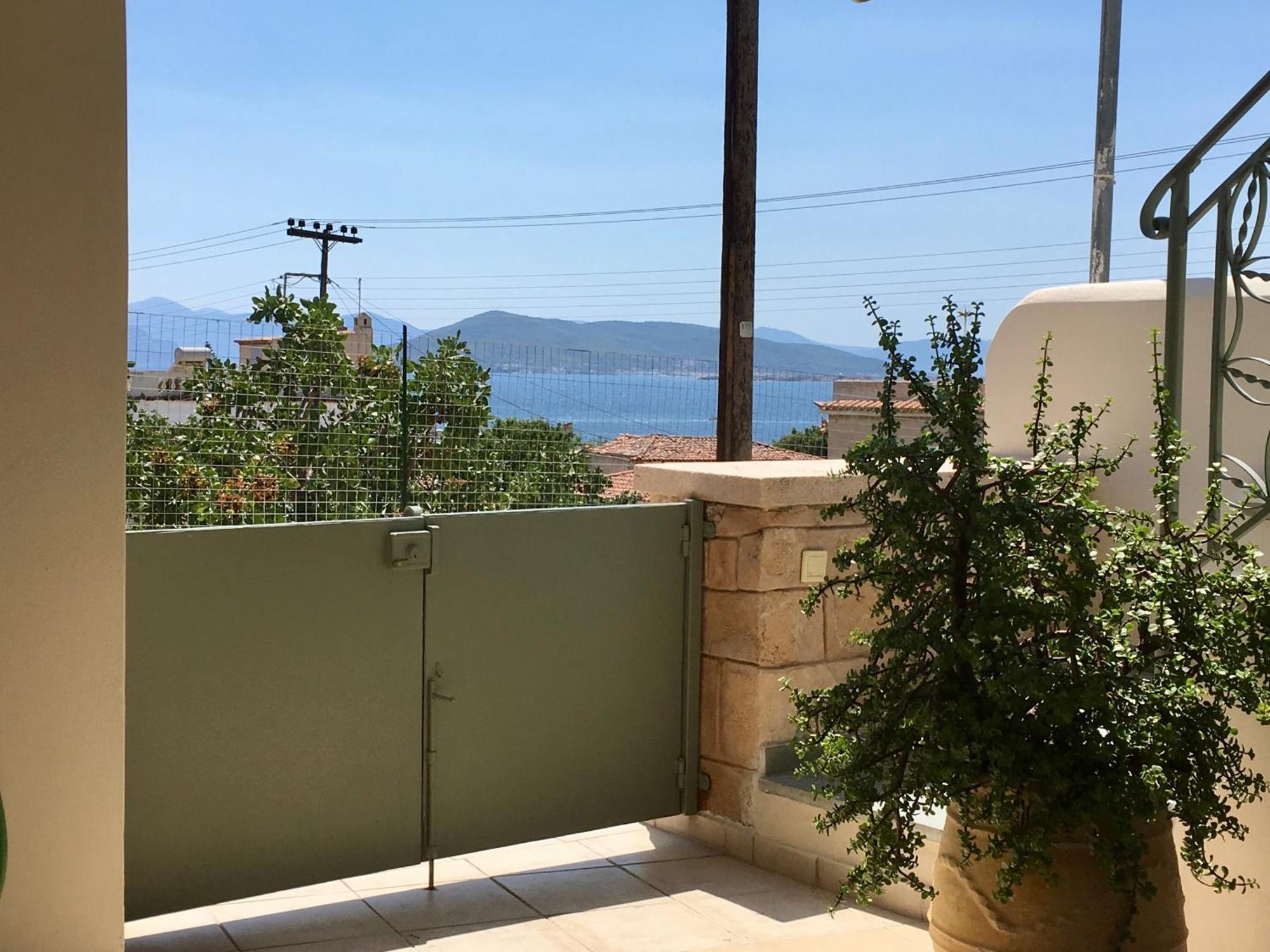 Aegina Town Home By Relax In Greece Екстер'єр фото